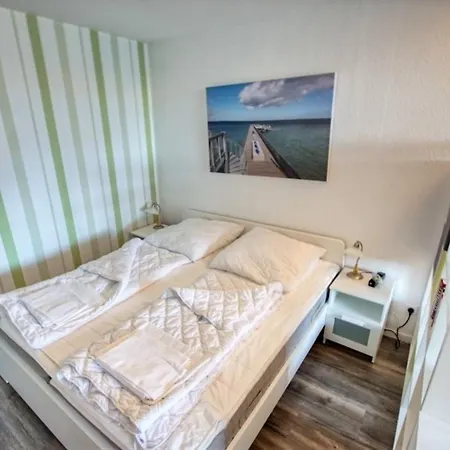 - Haus D, App 0deg04